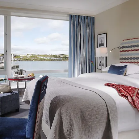 Trident Hotel 4*
