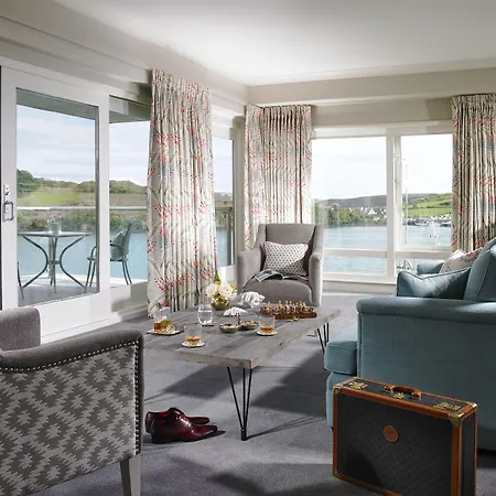 Trident Hotel 4*