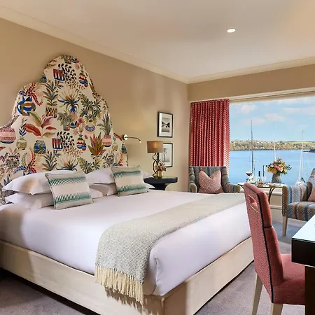 Trident Otel Kinsale