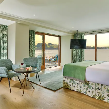 Trident 4* Kinsale