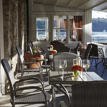 Otel Trident 4*